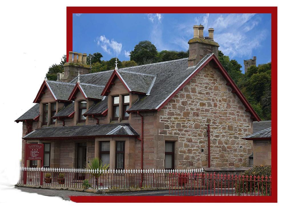 Garfield Guesthouse ดิงวอลล์ ภายนอก รูปภาพ