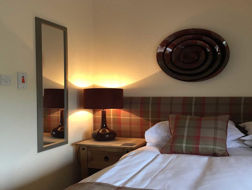 Garfield Guesthouse ดิงวอลล์ ภายนอก รูปภาพ