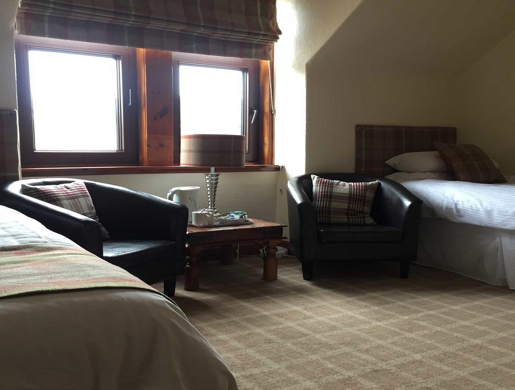 Garfield Guesthouse ดิงวอลล์ ภายนอก รูปภาพ